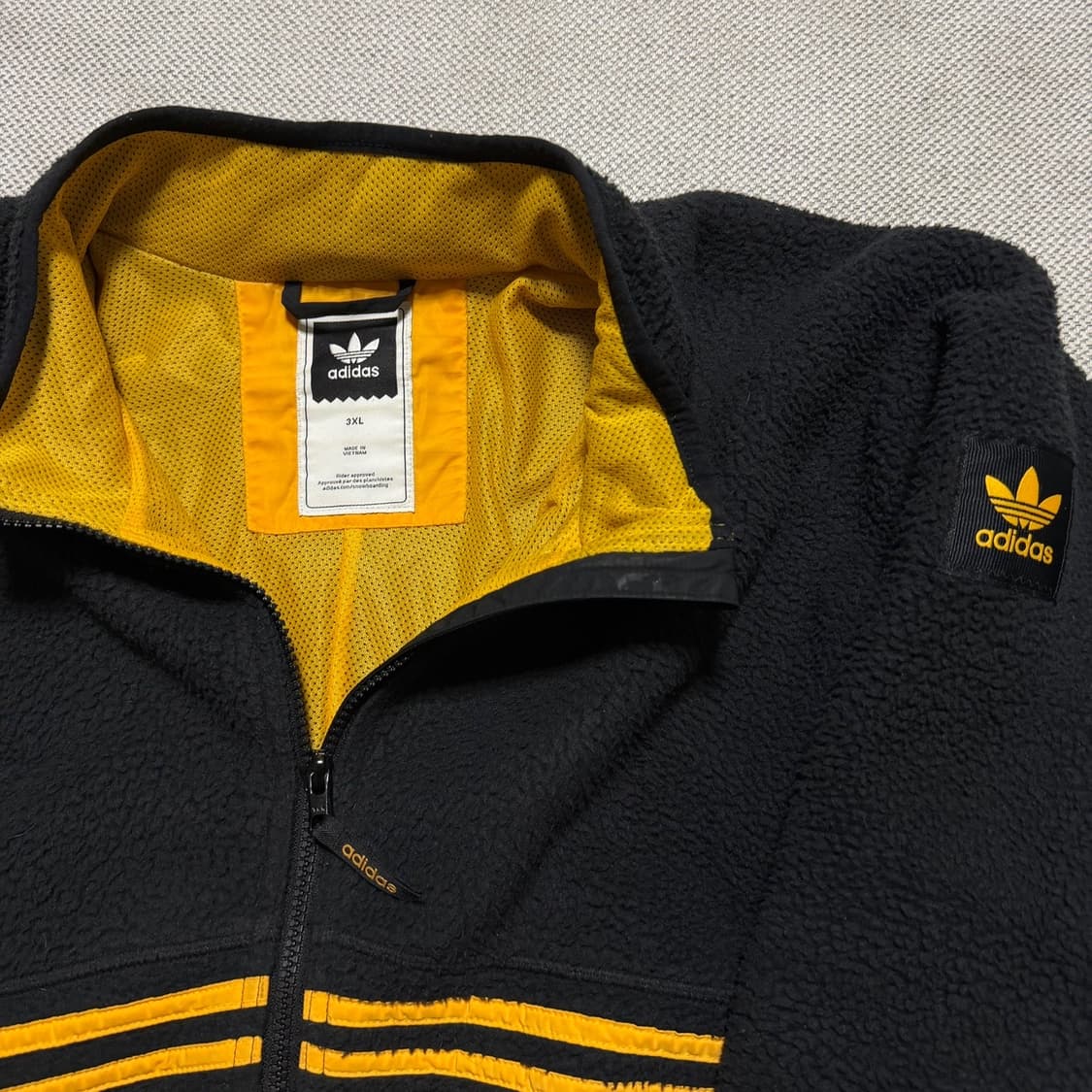 아디다스 사이드로고 플리스 자켓 상품이미지2