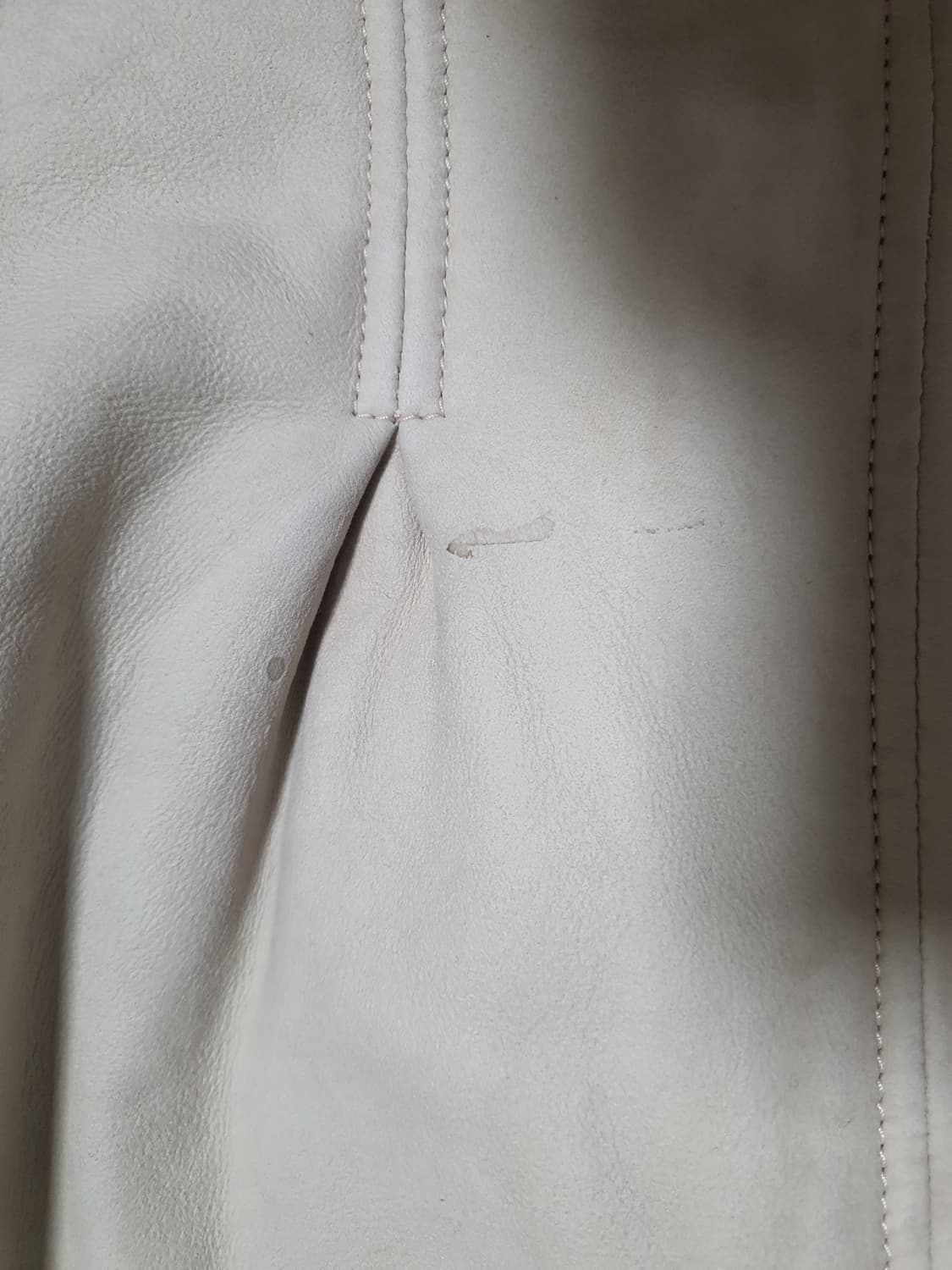 브루넬로 쿠치넬리 무스탕 사이즈 40 상품이미지8