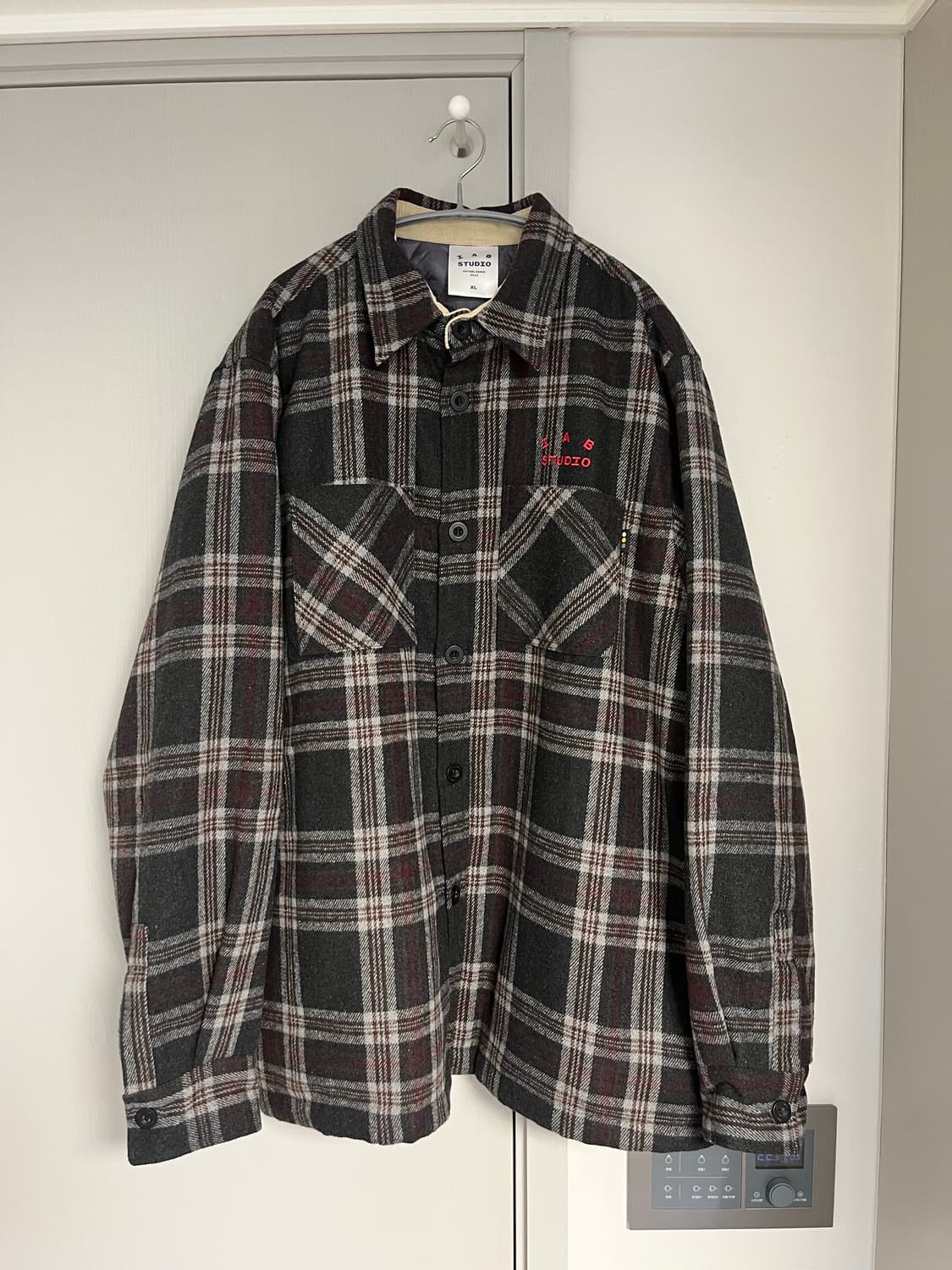 아이앱 스튜디오 체크 셔츠 자켓 그레이 레드 XL 사이즈 상품이미지1