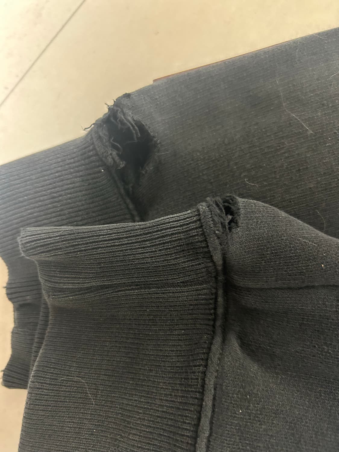 오프화이트 후드티 상품이미지4