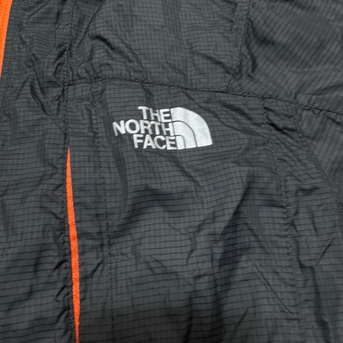 노스페이스 로고 후드 바람막이 자켓 S/90  상품이미지4