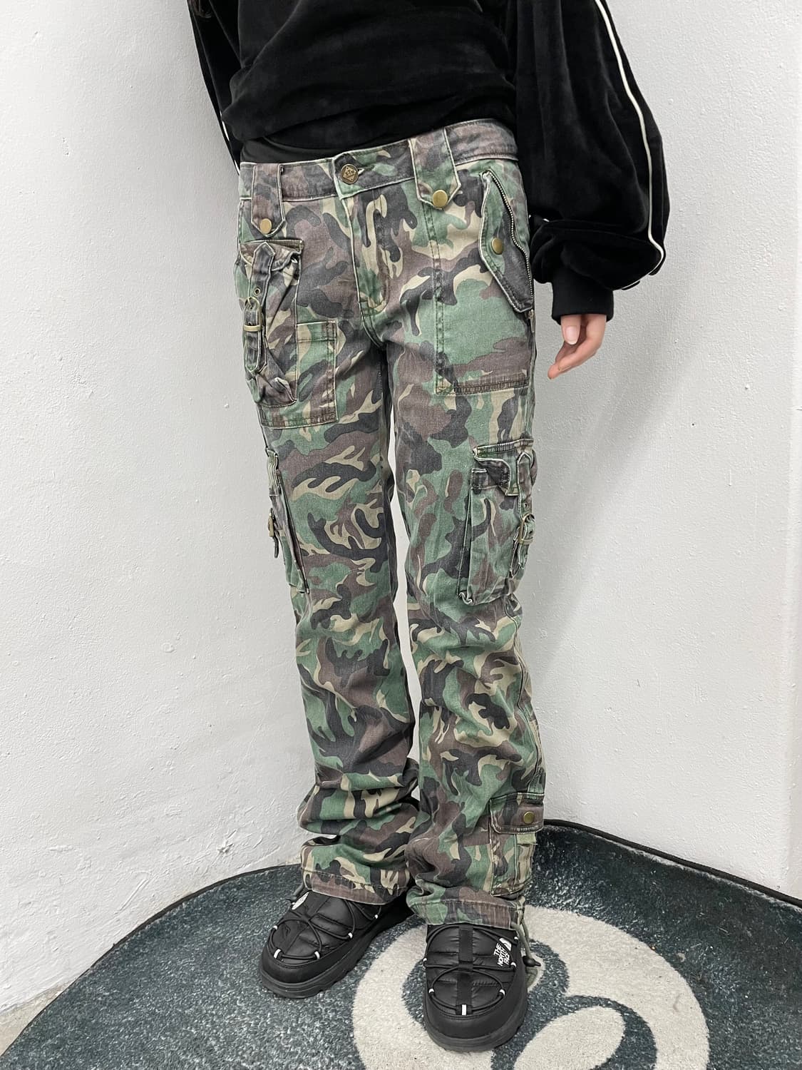 y2k 카모 포켓 카고팬츠 상품이미지2