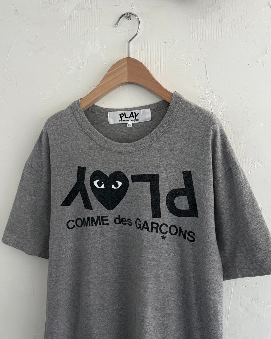 꼼데가르송 PLAY로고 그레이컬러 티셔츠 상품이미지5