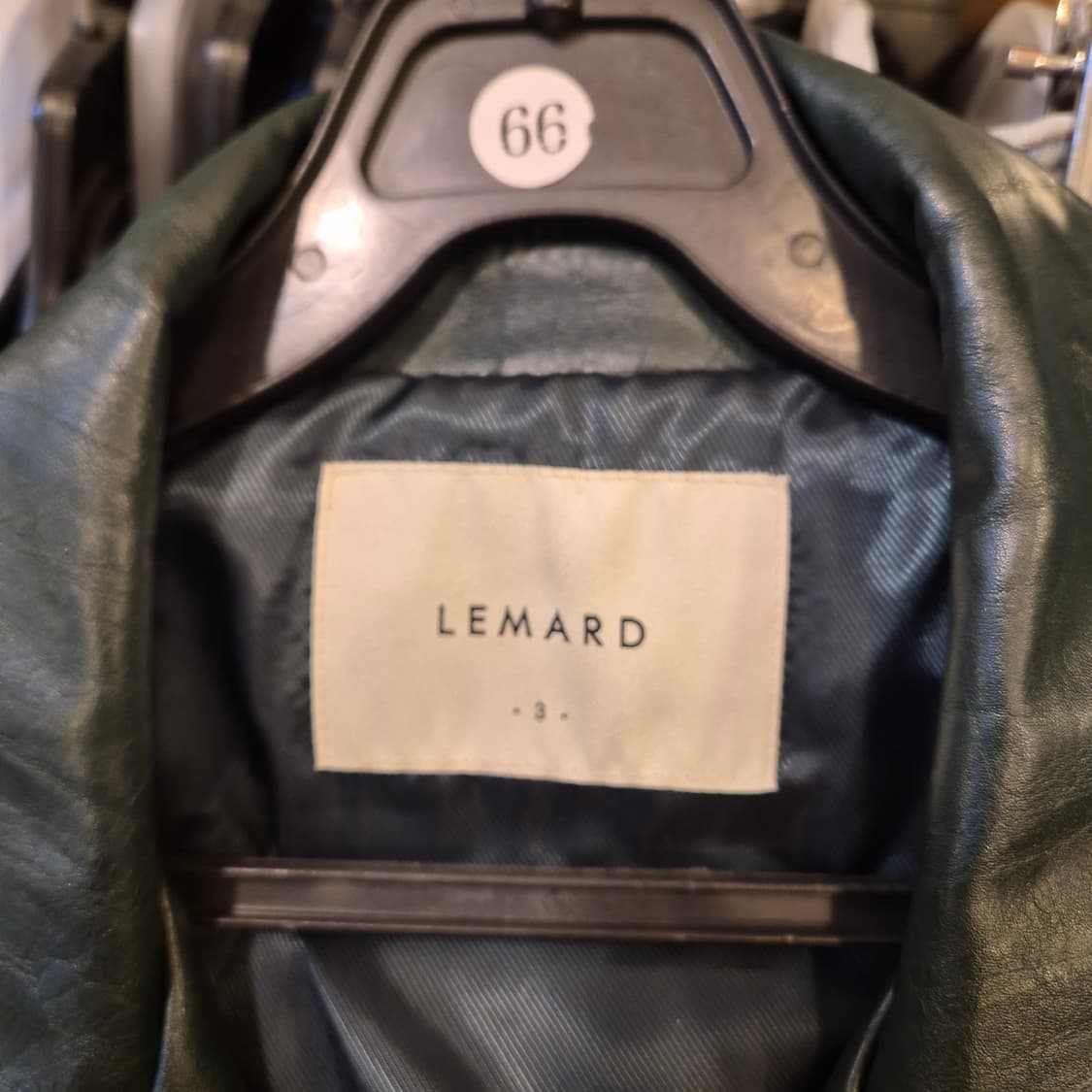 FREE 청록색 오버핏 레더자켓  상품이미지4