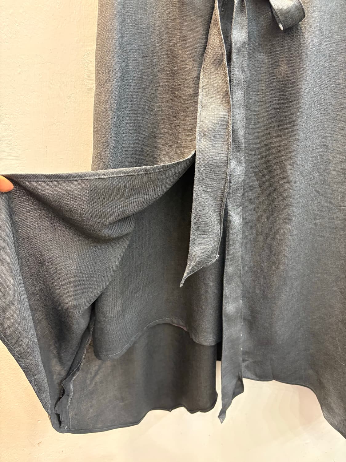 그레이 언발 아일렛 스커트 상품이미지3