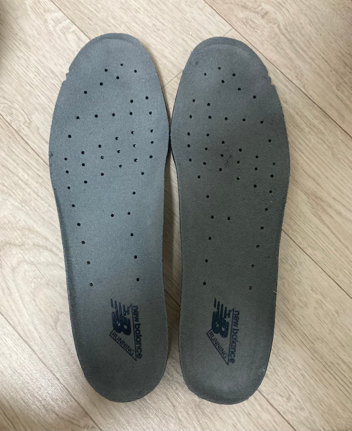 뉴발란스 2002RCA 240(235) 판매 상품이미지6