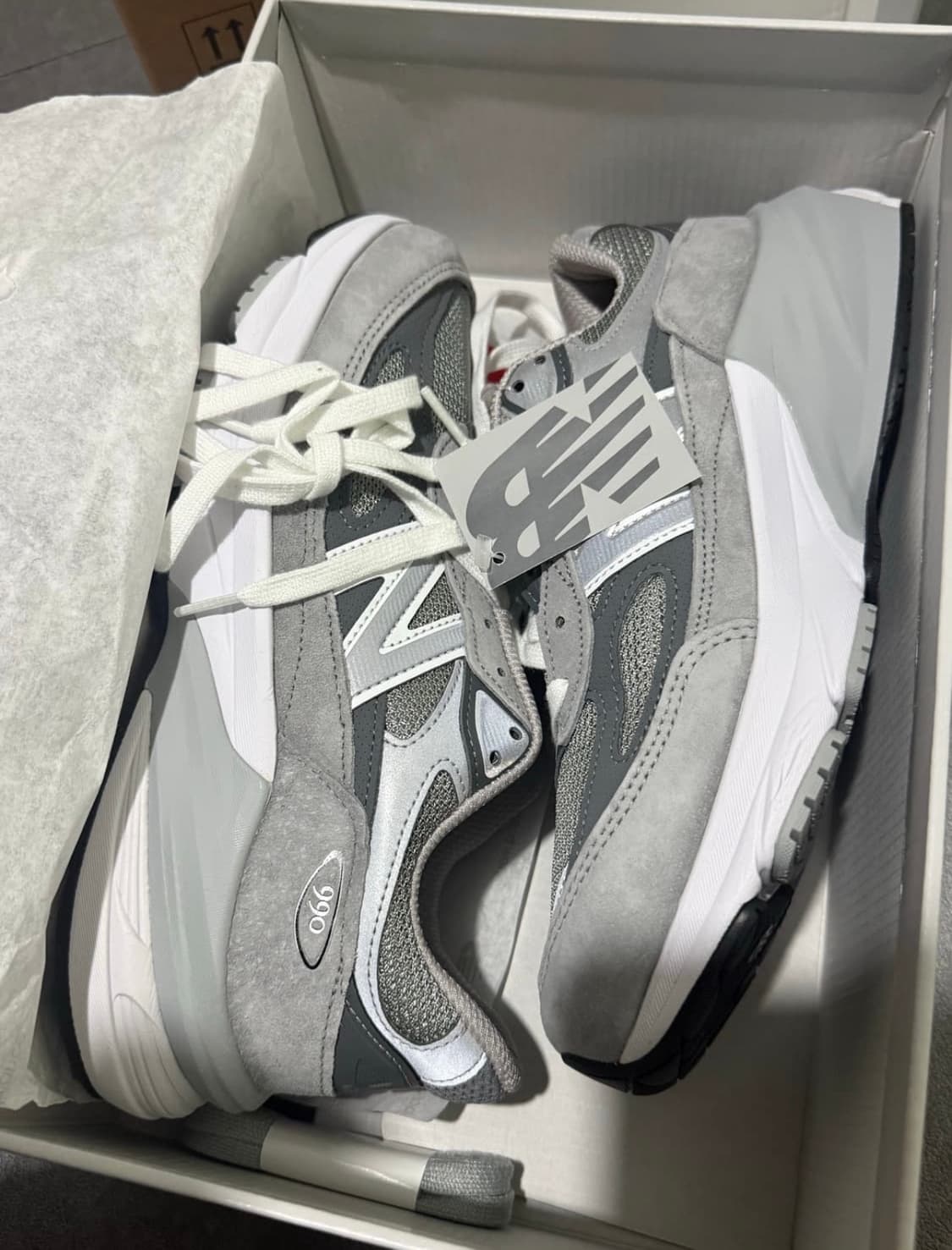 뉴발란스 New Balance 990v6 255새상품(공홈구매) 상품이미지1