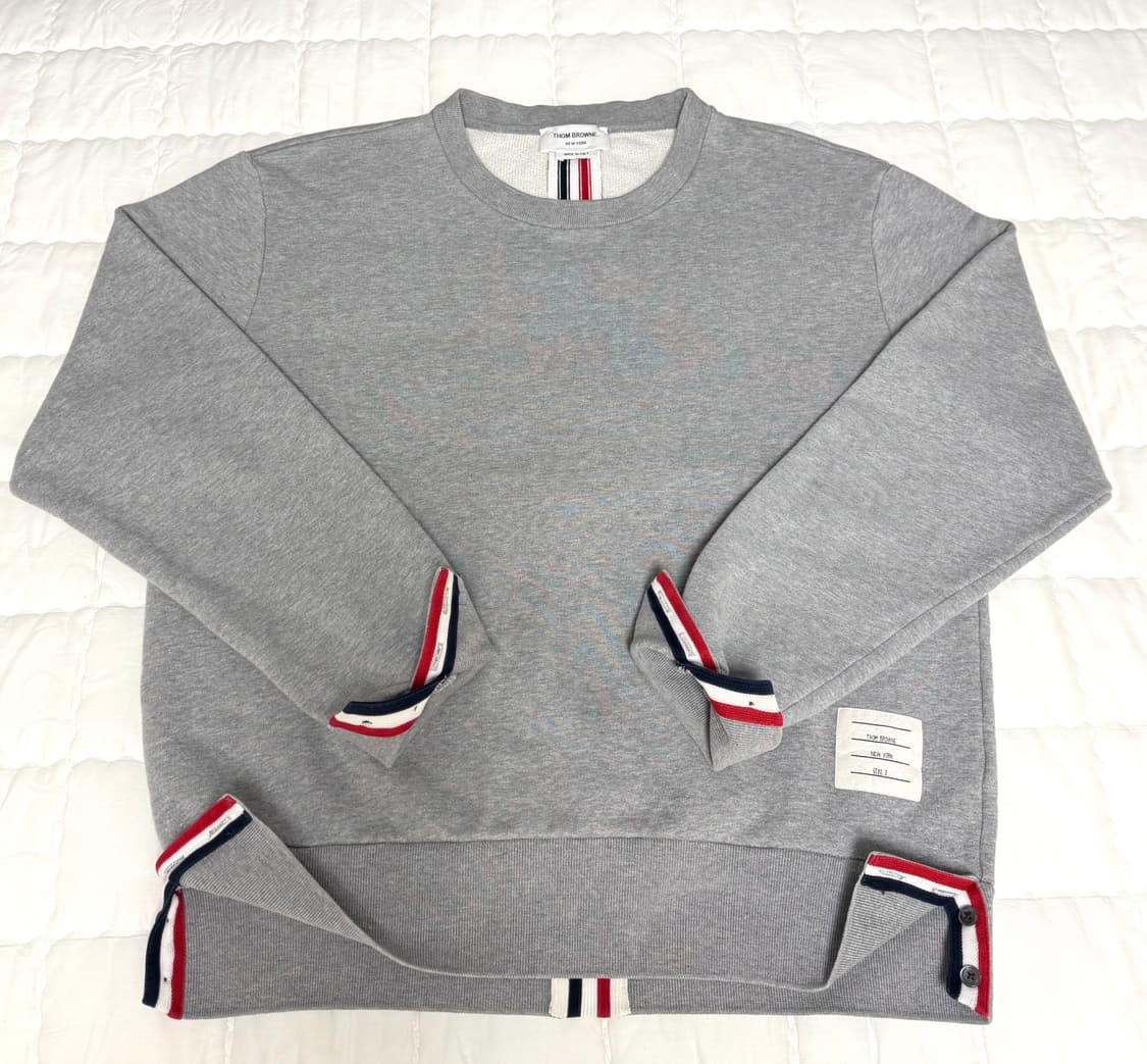 톰브라운 백삼선 맨투맨 그레이컬러 3사이즈 (정품 상품이미지1