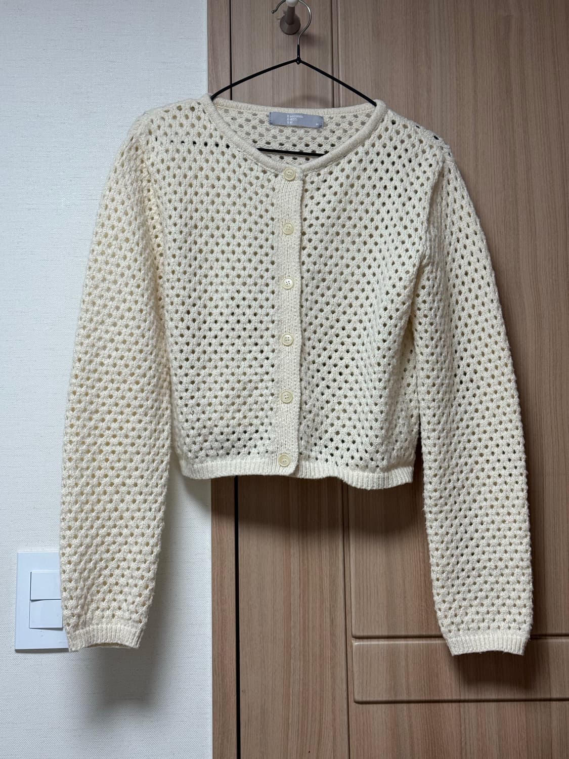 에잇세컨즈 | 아이보리 펀칭 카디건 크롭 가디건 M 상품이미지9