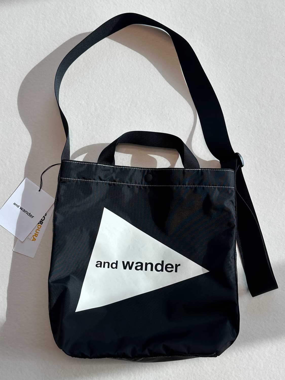 and wander 앤드원더 코듀라 숄더 토드백 상품이미지1