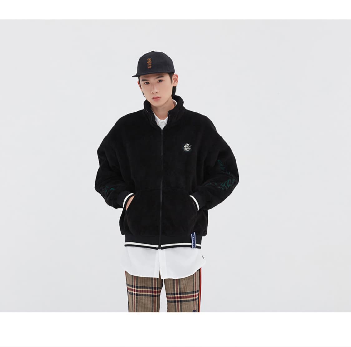 로맨틱크라운 남성 플리스 집업자켓 XL 상품이미지1