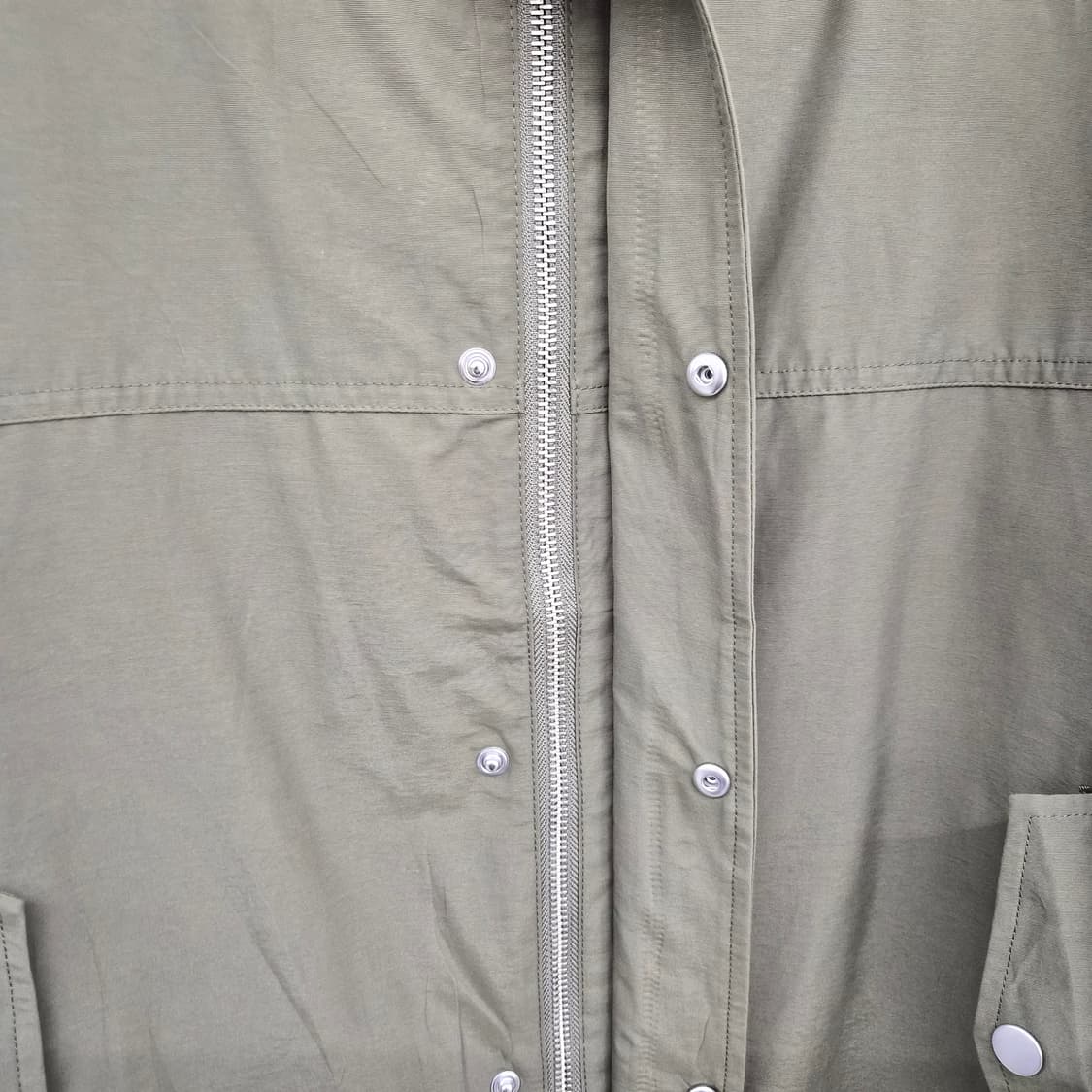 어반리서치 카키색 후드 바람막이 점퍼 남성 L 상품이미지2