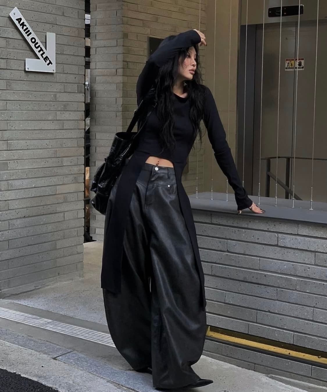 트리밍버드 레더 바지 팝니다 상품이미지2