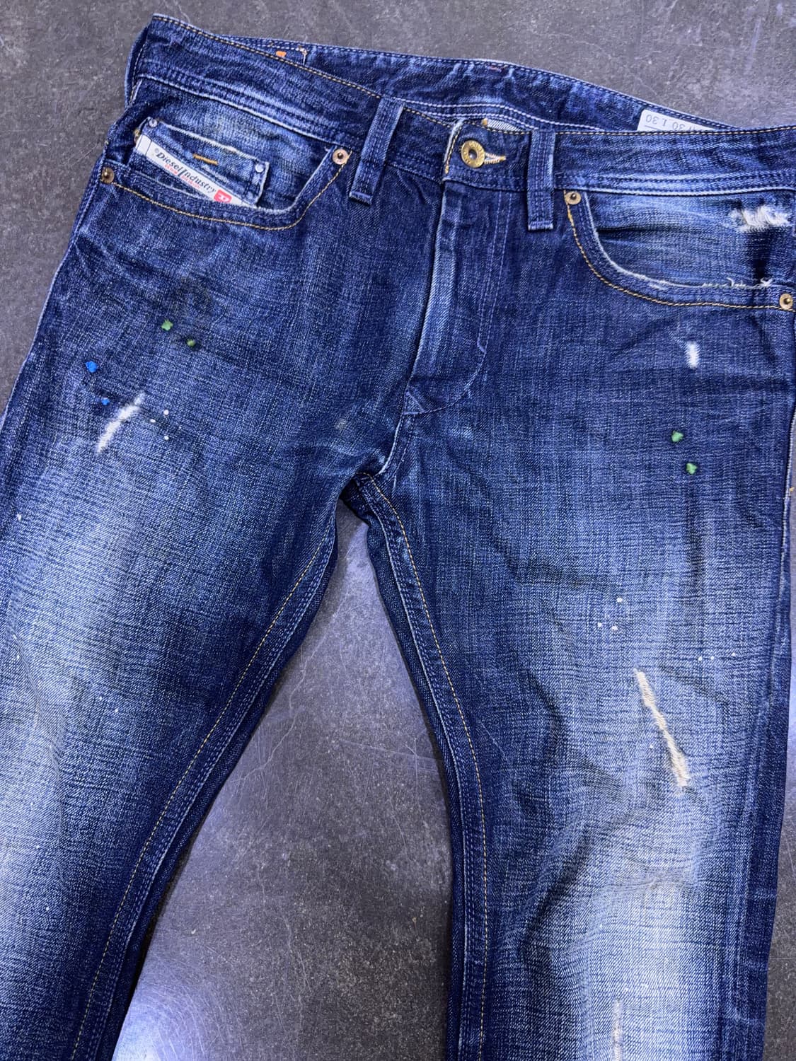 디젤 타나즈 DNA 슬림 스키니 빈티지 워싱 데미지 페인팅 데님팬츠 30 상품이미지3