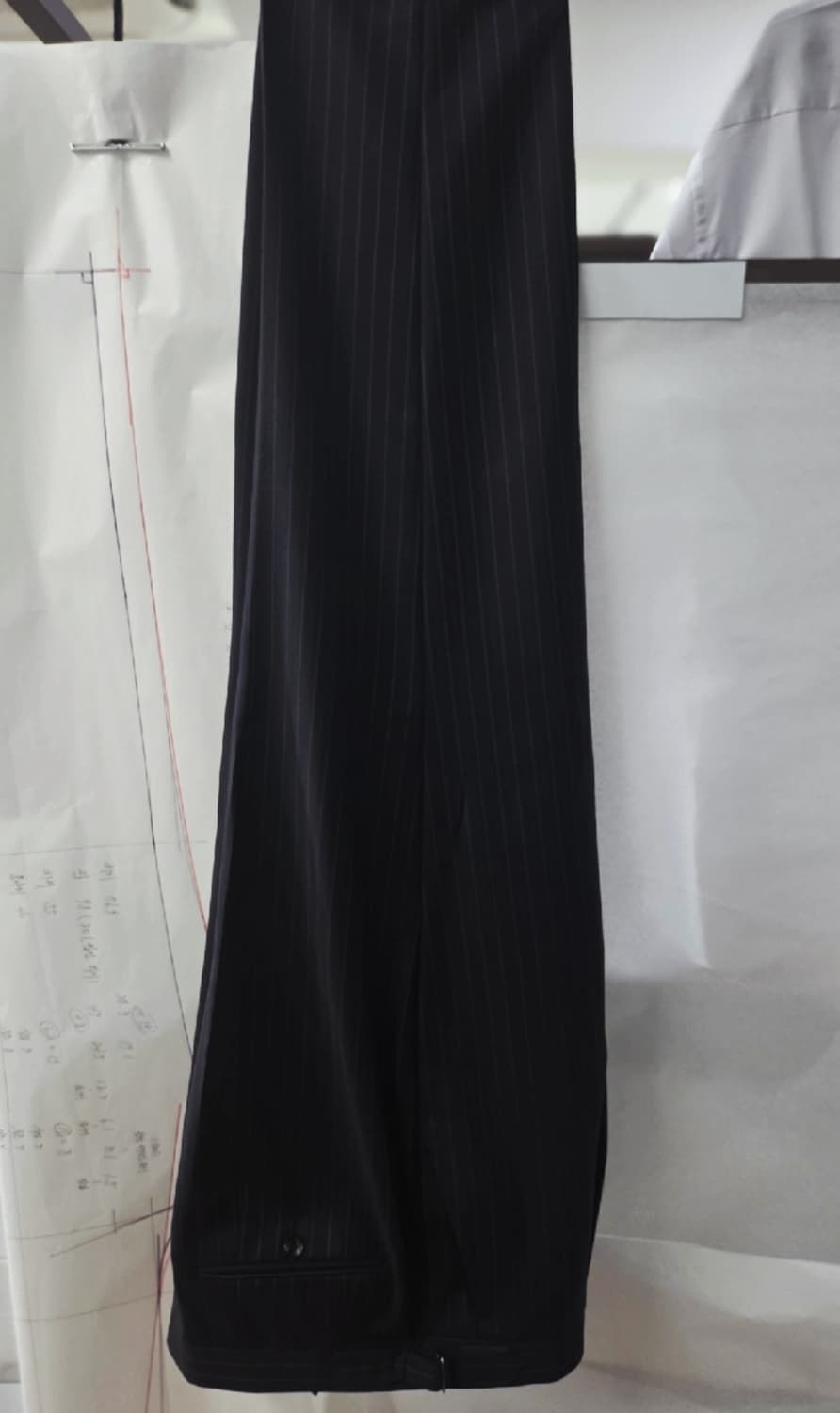 ​[판매] "가장 완벽한 블랙" - 톰포드 실루엣 허더스필드 비스포크 수 상품이미지8