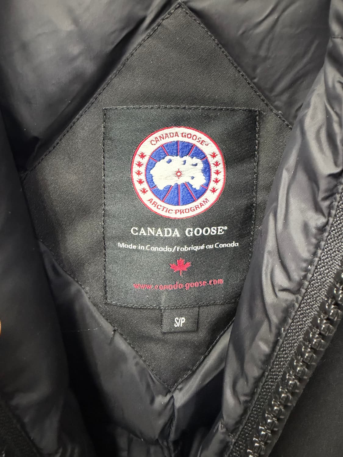 정품) 캐나다구스 여성 패딩 S 상품이미지7