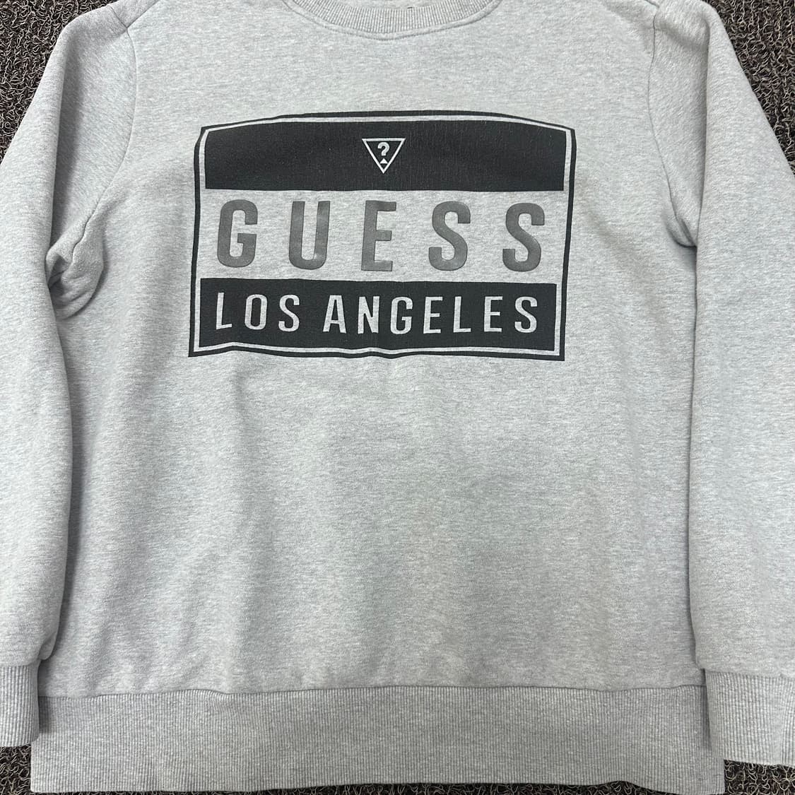 GUESS 게스 맨투맨 그레이 95(M) 상품이미지3