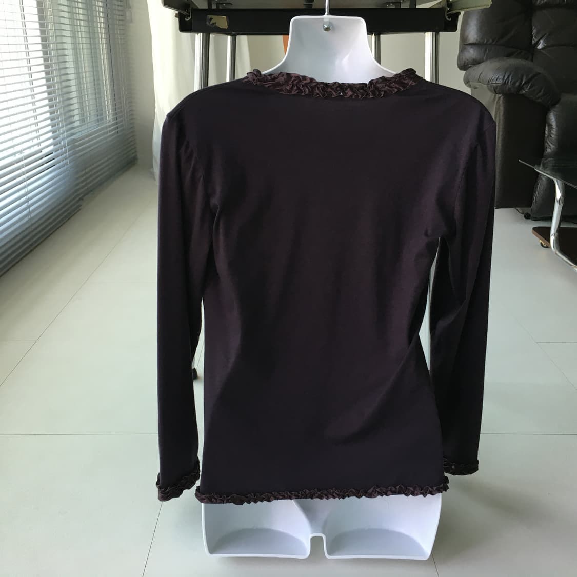 ruffle neck long sleeve top 상품이미지5