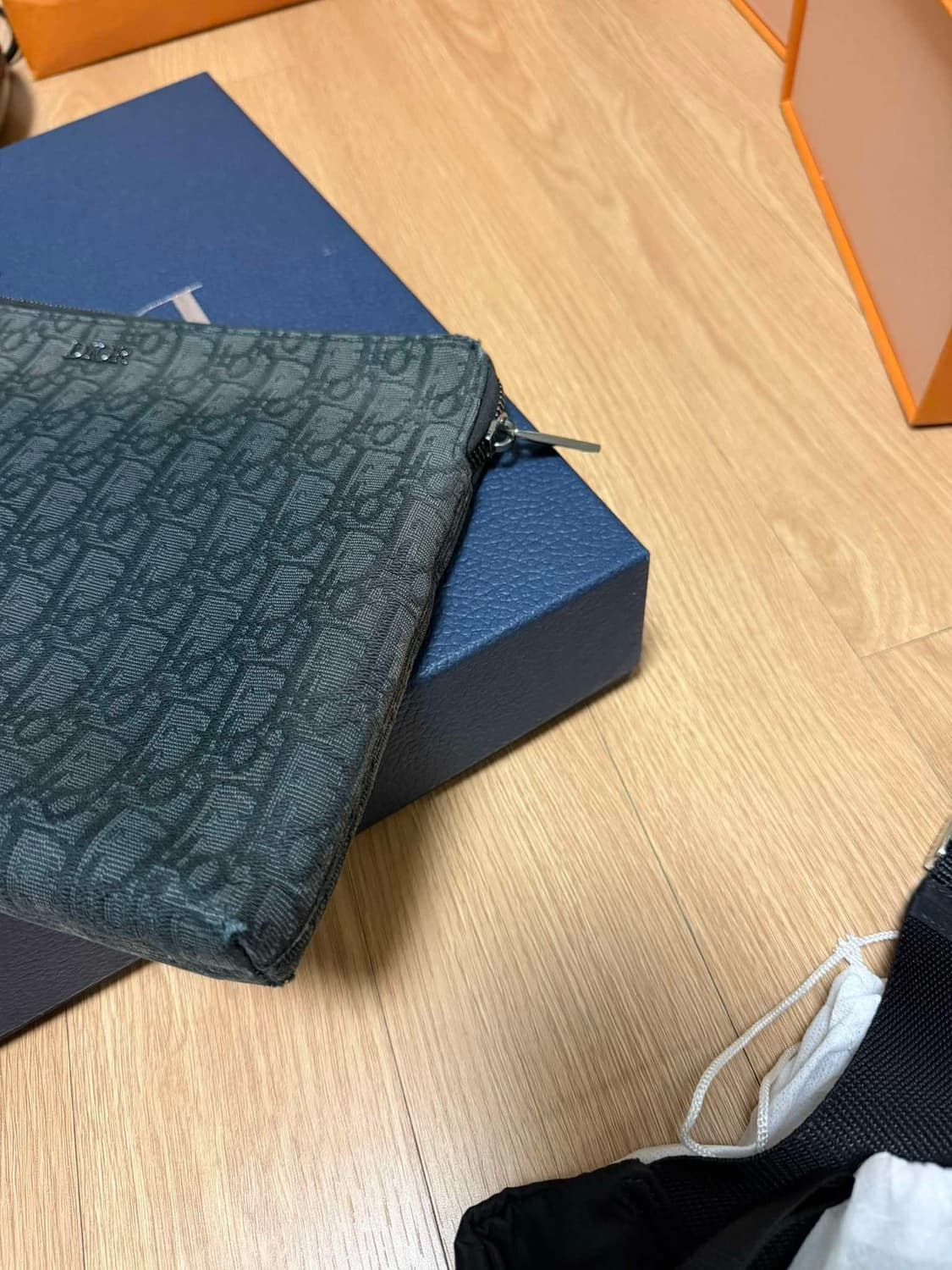 디올 아이패드 클러치 상품이미지5