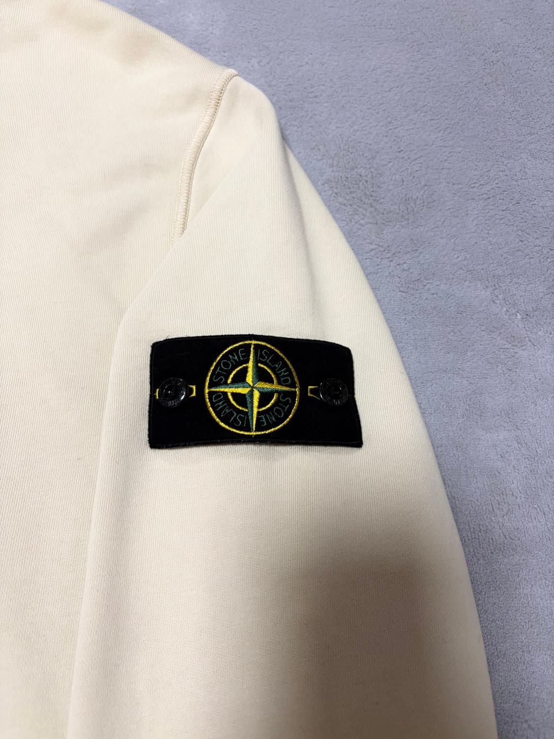 스톤아일랜드 맨투맨 상품이미지3