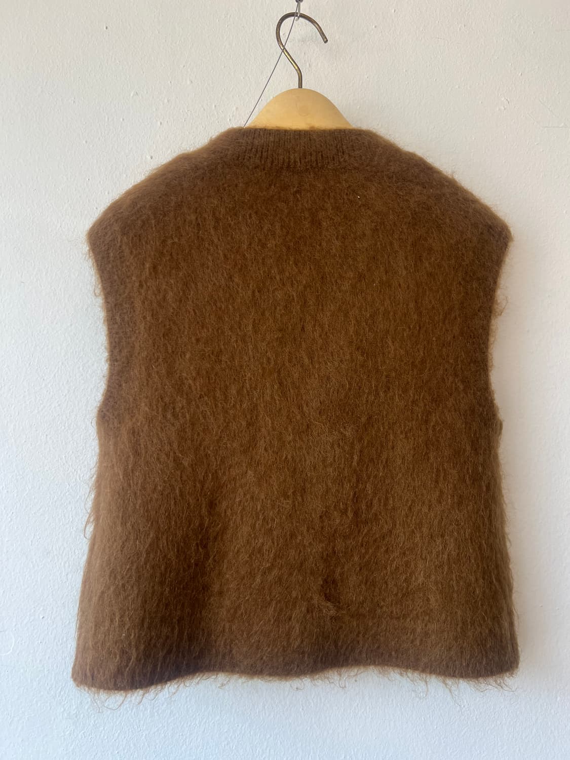 앤아더스토리즈 여성 브라운 모헤어조끼 울조끼 상품이미지3