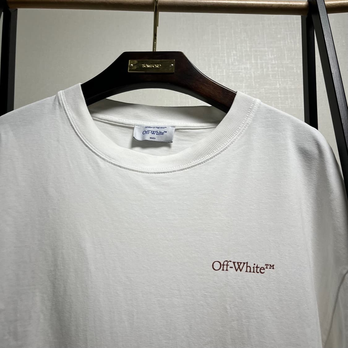 정품 M) 오프화이트 스프레이 애로우 로고 티셔츠 100~105 상품이미지2