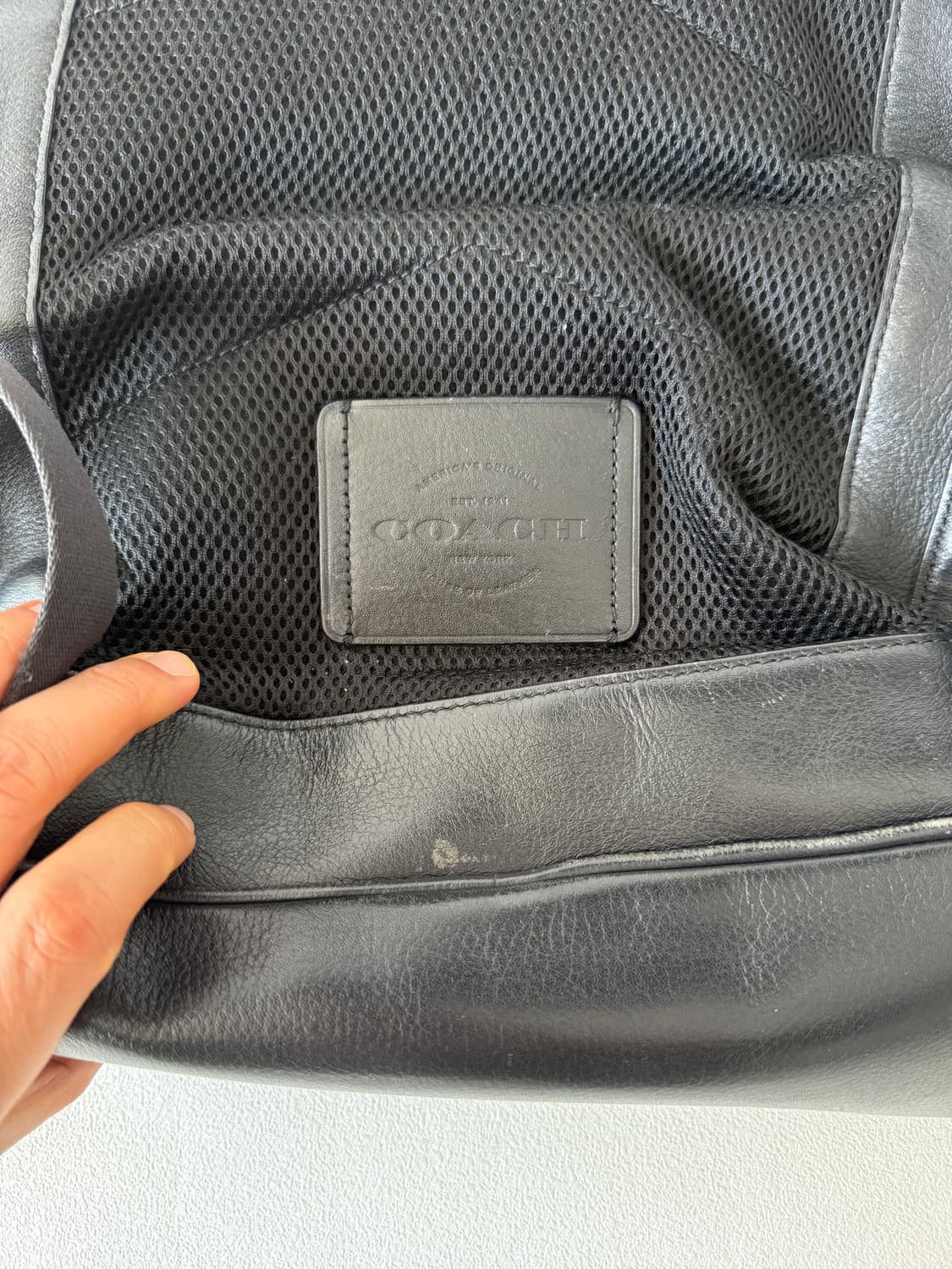 코치(COACH) 레더 3포켓 백팩 상품이미지10