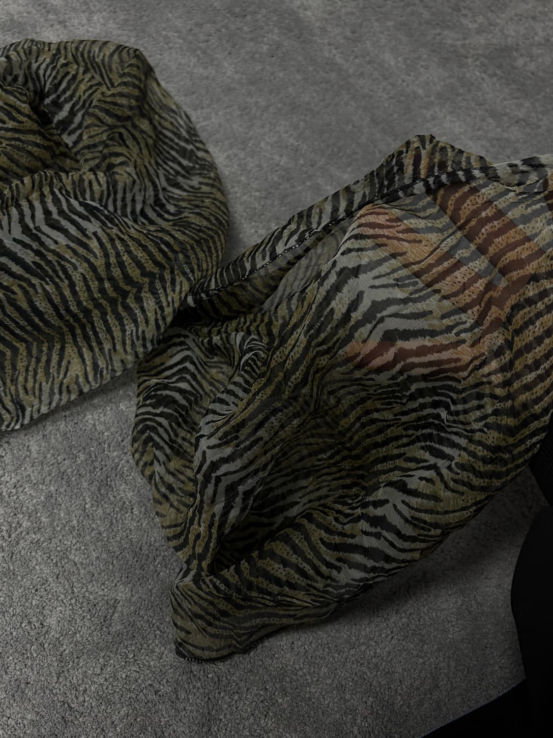 Vintage v-kei gothic punk silky scarf 상품이미지3