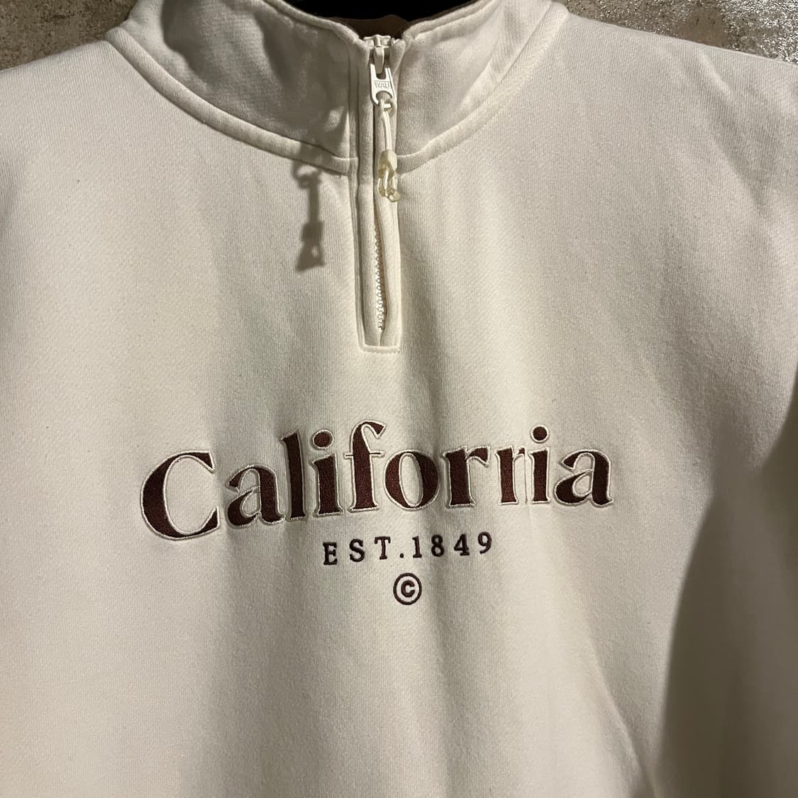 후아유 반집업 맨투맨 상품이미지2