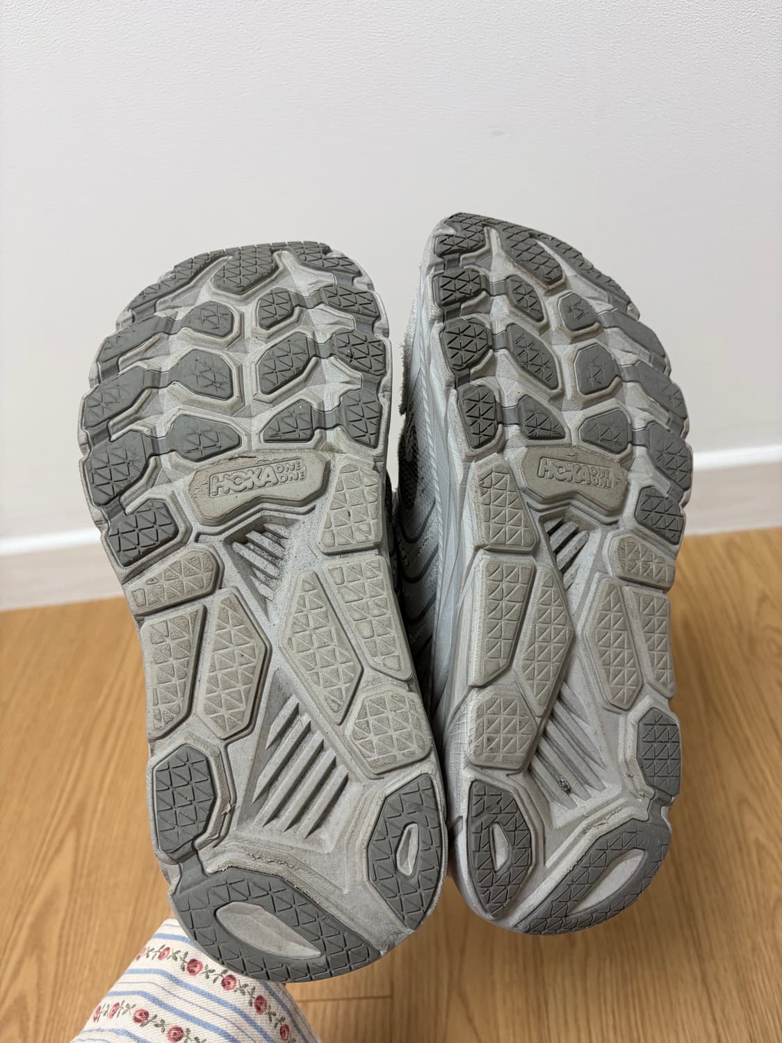 호카오네오네 클리프톤 상품이미지5