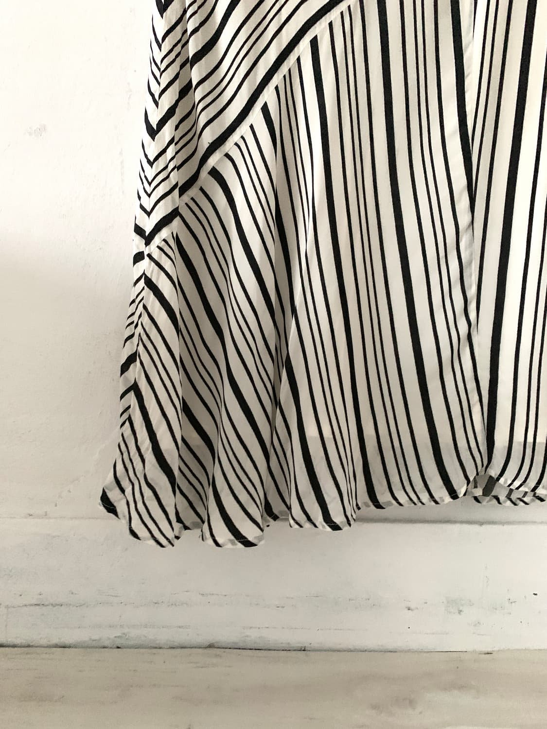 Black & White Stripe Midi Skirt 상품이미지9