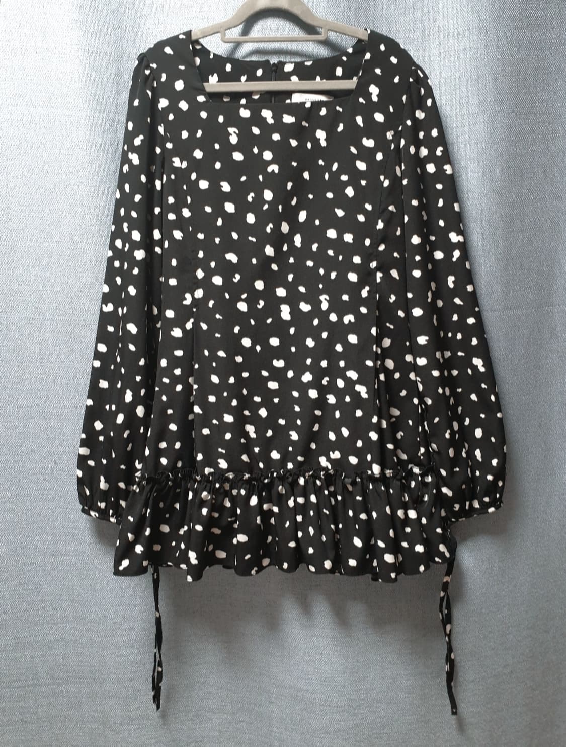 스퀘어넥 도트 미니 원피스 상품이미지4