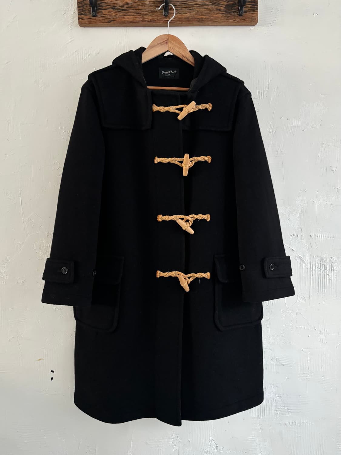 Margaret Howell 마가렛호웰 블랙 더플 코트 상품이미지1