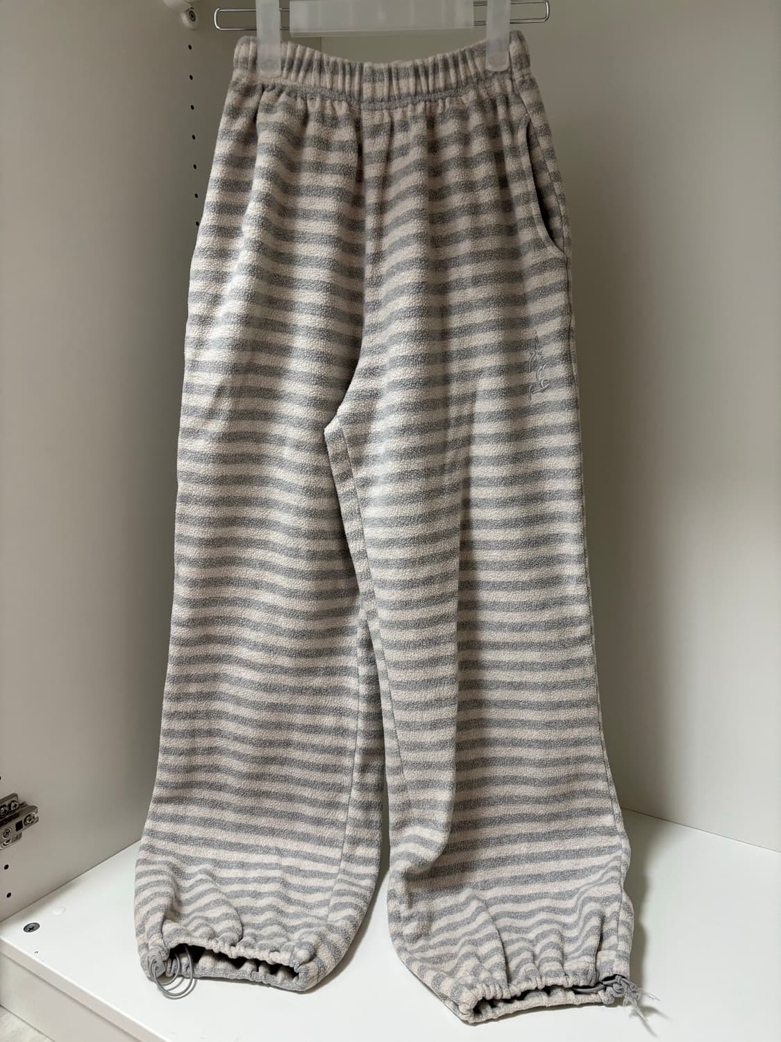 tensedance 탠스댄스 스트라이프 플리스팬츠 그레이 바지 회색 상품이미지1