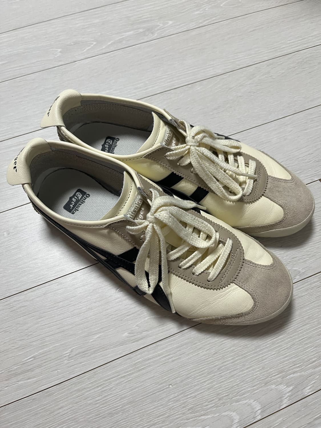 오니츠카 타이거 멕시코 66 아이보리 블랙 상품이미지3