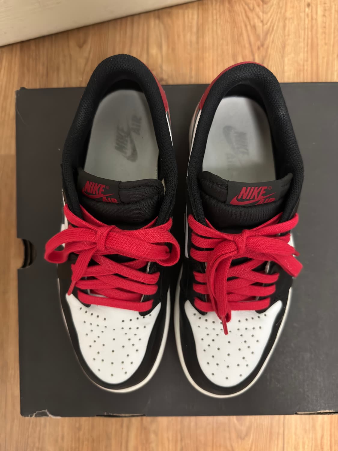 급처)조던1 레트로 로우 OG 블랙토 260 상품이미지4