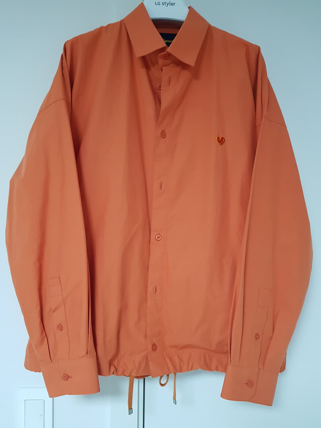 [M] TNGT 시그널 하트 밑단 스트링 셔츠 오렌지 상품이미지1