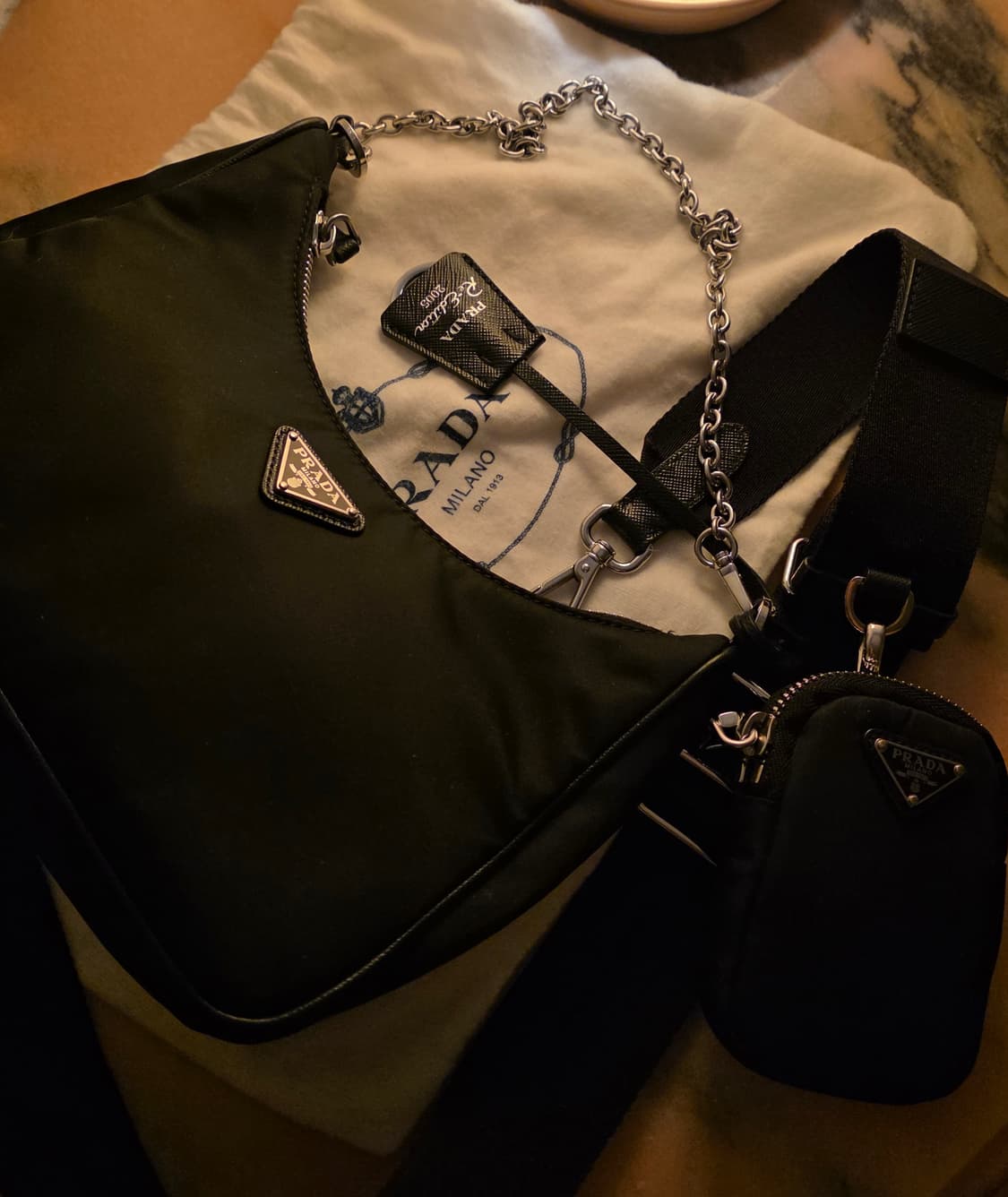 25년 구매 프라다 리나일론 테수토 호보백 상품이미지1