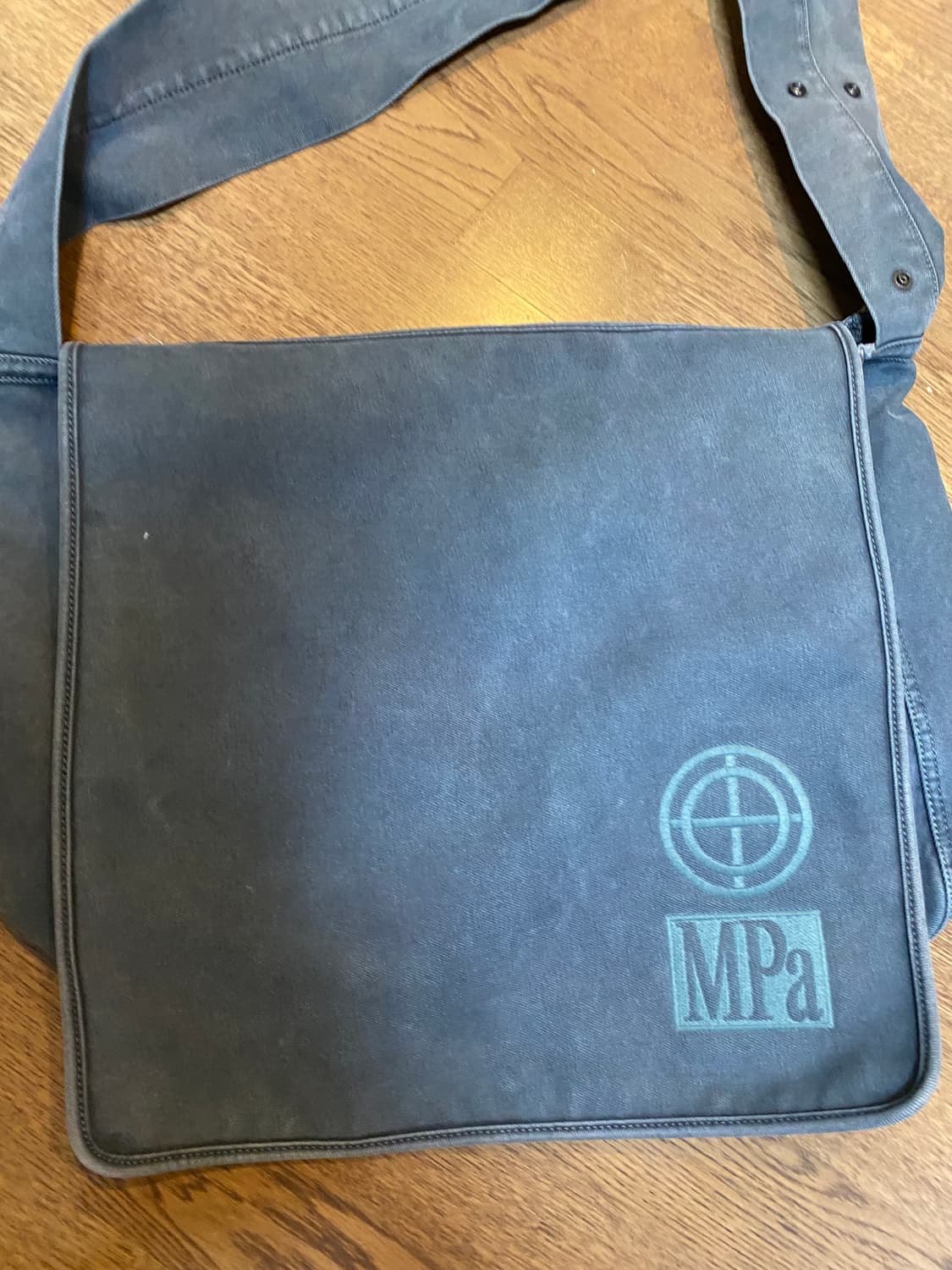 플라스틱프로덕트 메신저백 크로스백 그린 상품이미지2