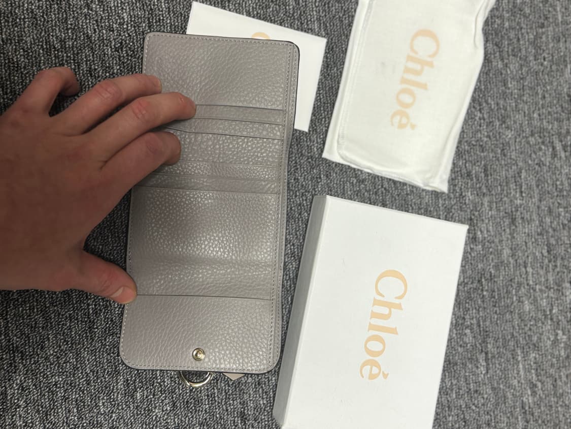 끌로에 지갑 상품이미지2