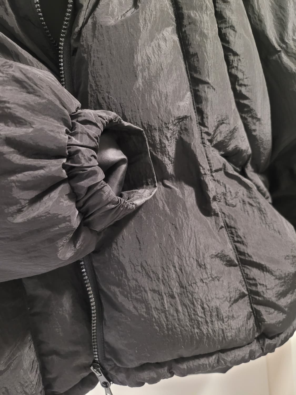 스톤아일랜드 크링클랩스 의 질감과 르마드의 핏이 만났다"  상품이미지7