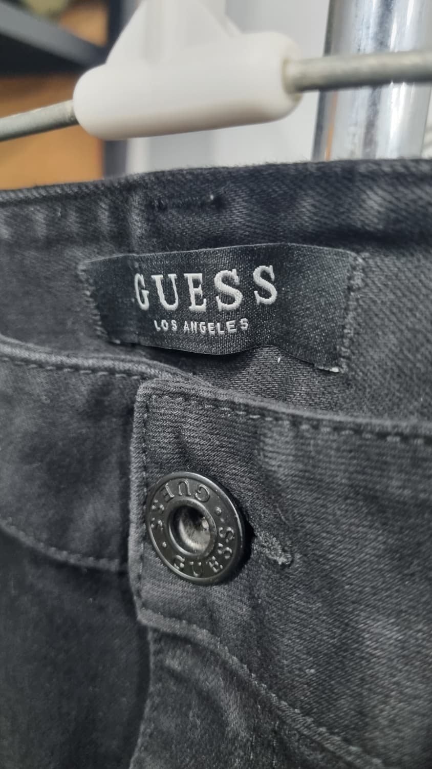 GUESS(게스) 스판덱스 블랙 데님팬츠 32size (2~3회착용) 상품이미지2