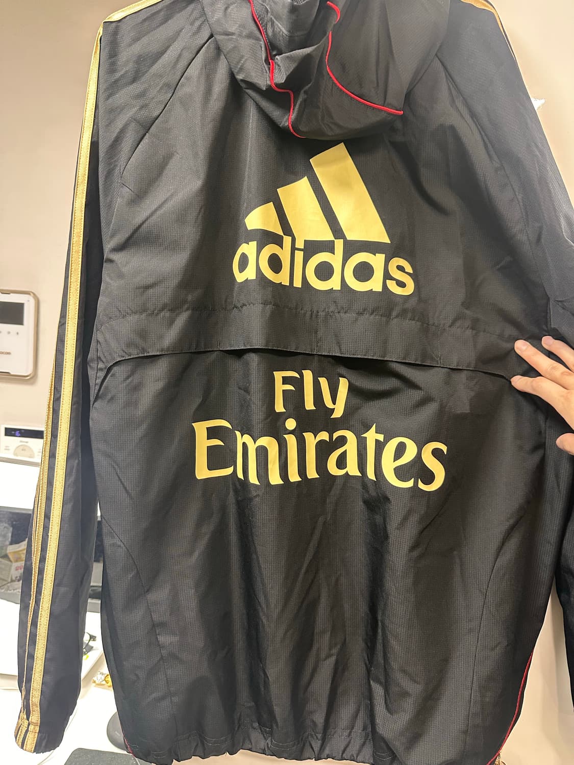 아디다스 ac밀란 바람막이 사이즈100 상품이미지3