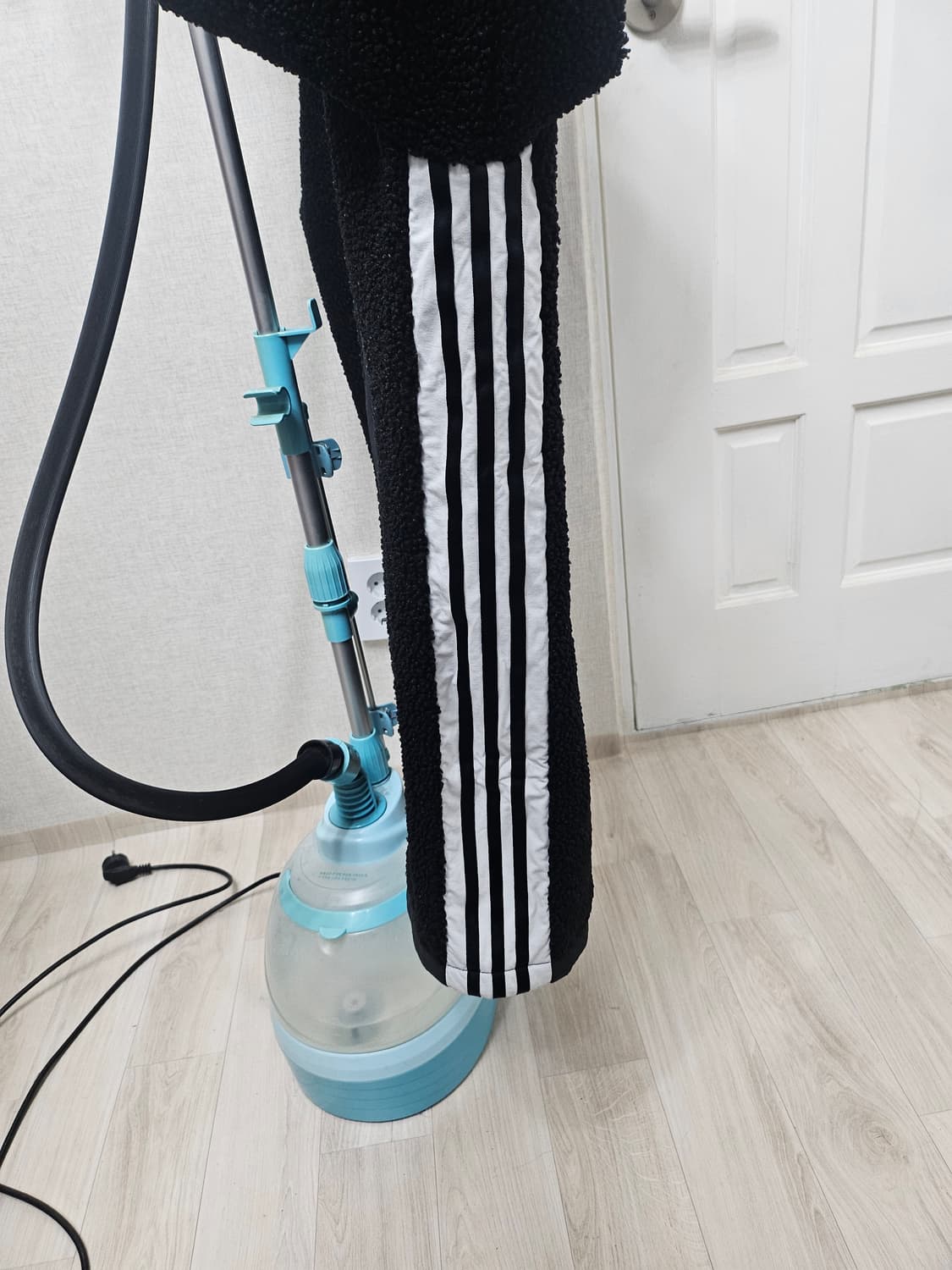 (100~105)L☆초대장급☆아디다스 어반2중지퍼[검흰] 보아롱후리스점퍼 상품이미지7