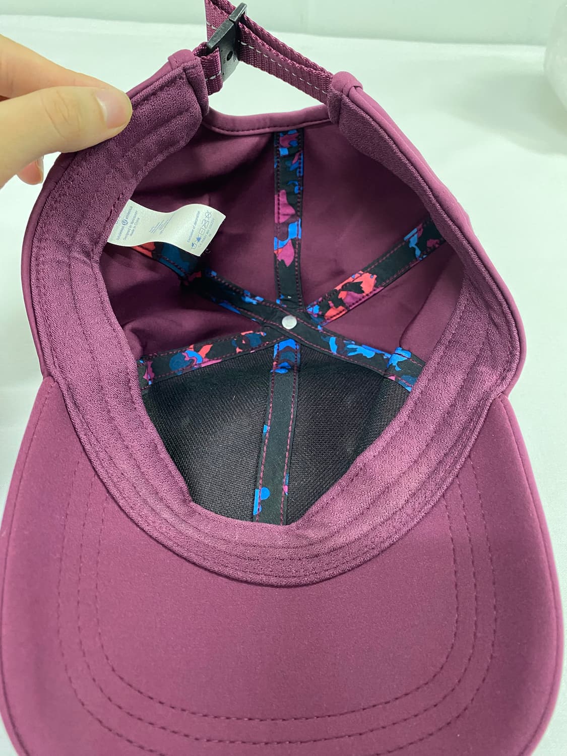 룰루레몬 버건디 러닝 볼캡 상품이미지5