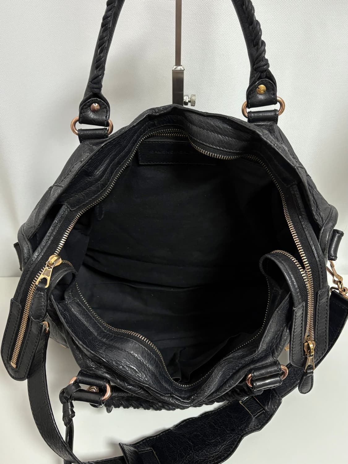 발렌시아가 자이언트 모터백 블랙 상품이미지4