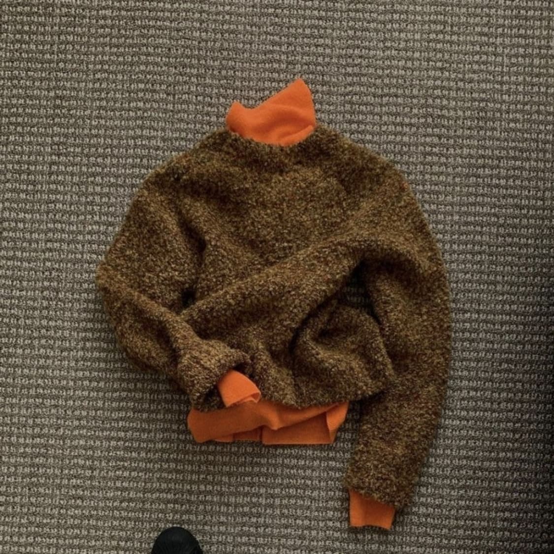 게드 GED 라운드 부클 니트 상품이미지4