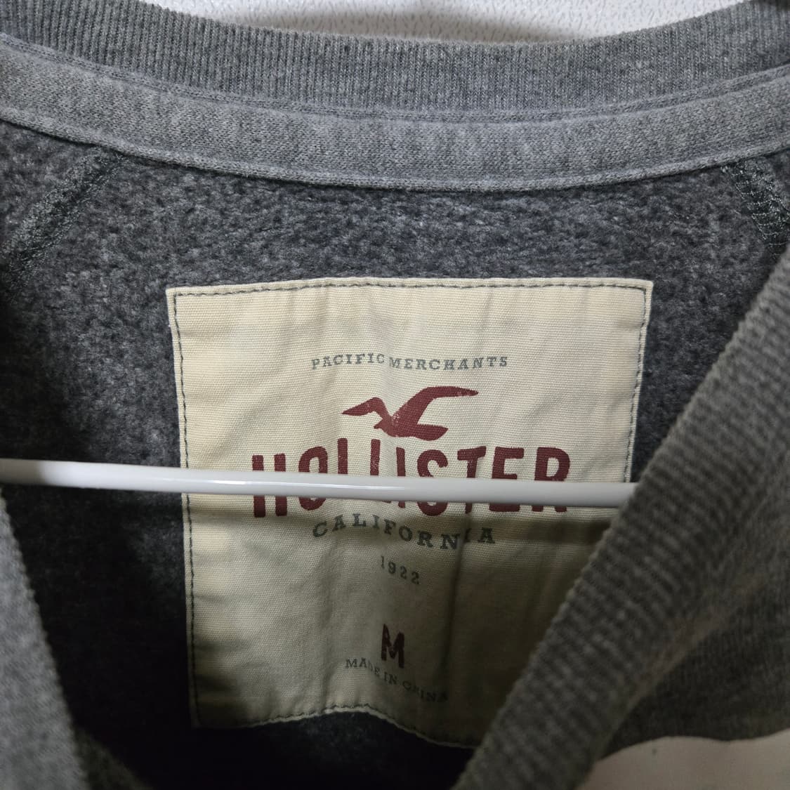 홀리스터 y2k 멀티로고 스웻셔츠  상품이미지5