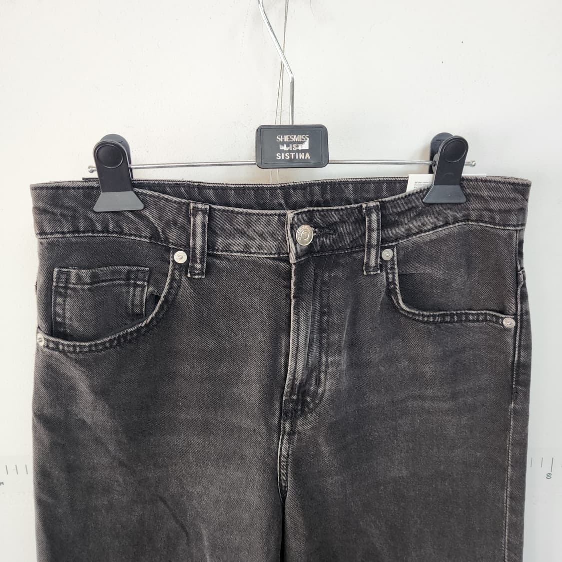 H&M 블랙 워싱 와이드 데님 팬츠 상품이미지2