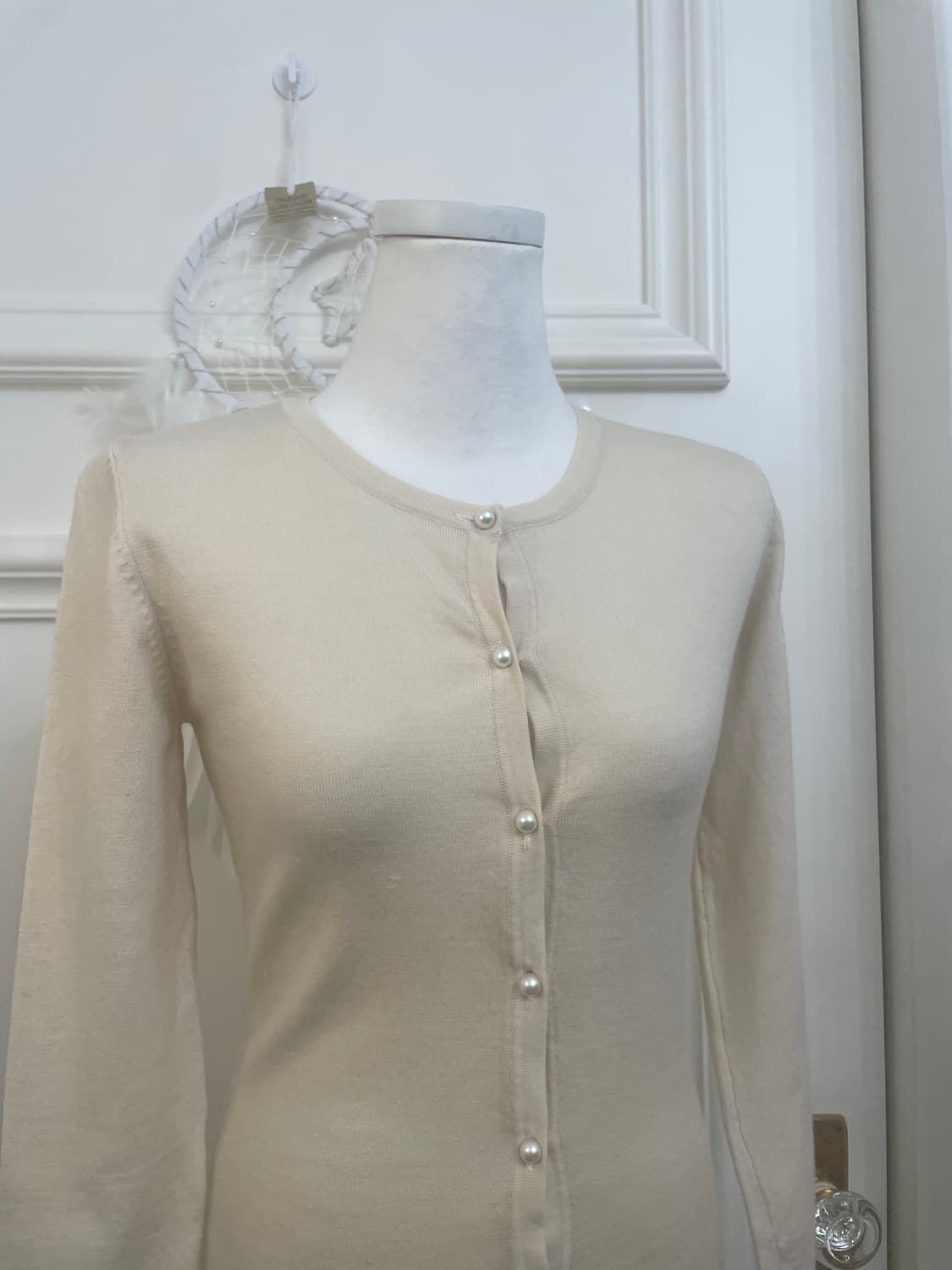 INGNI ivory pearl button basic cardigan 상품이미지4
